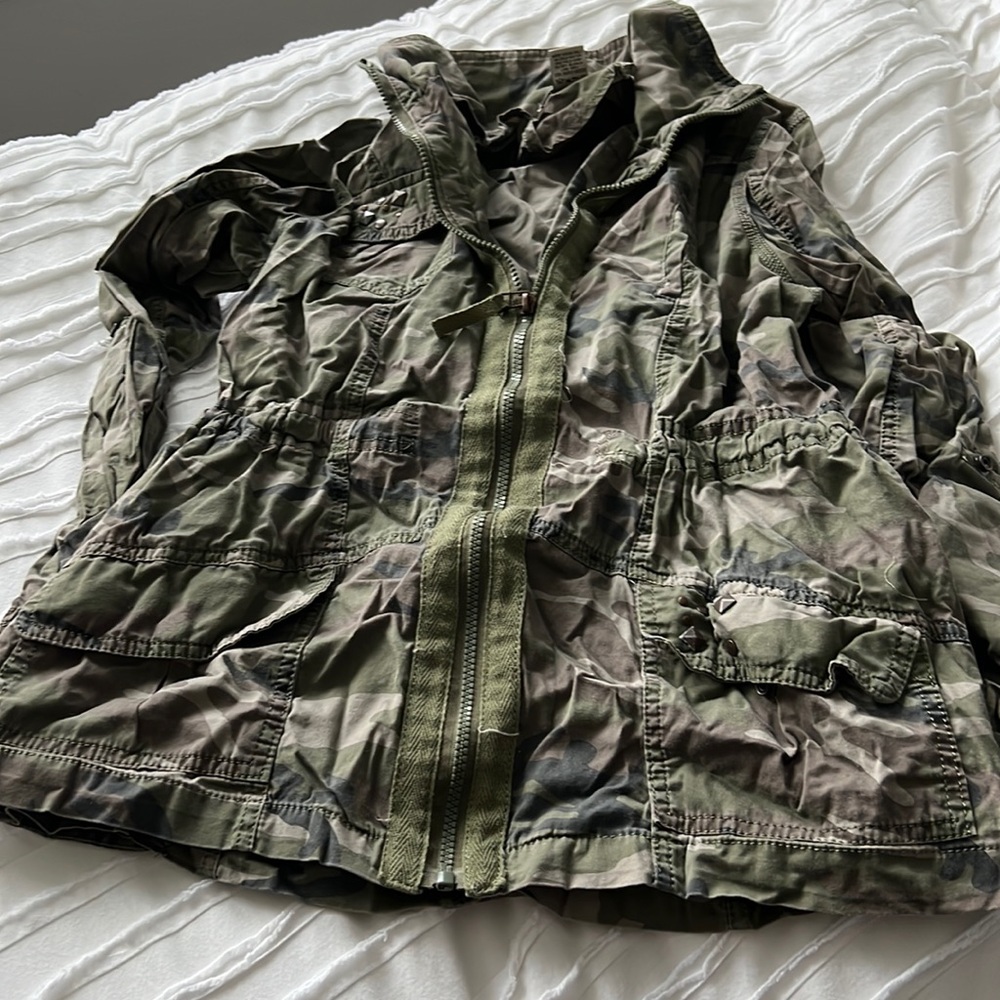 Camo jacket - Picture 1 of 3